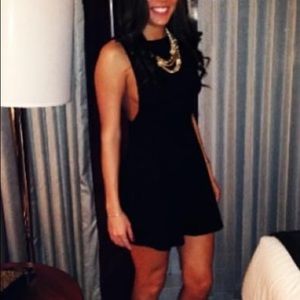 American Apparel side reveal skater dress! 🖤